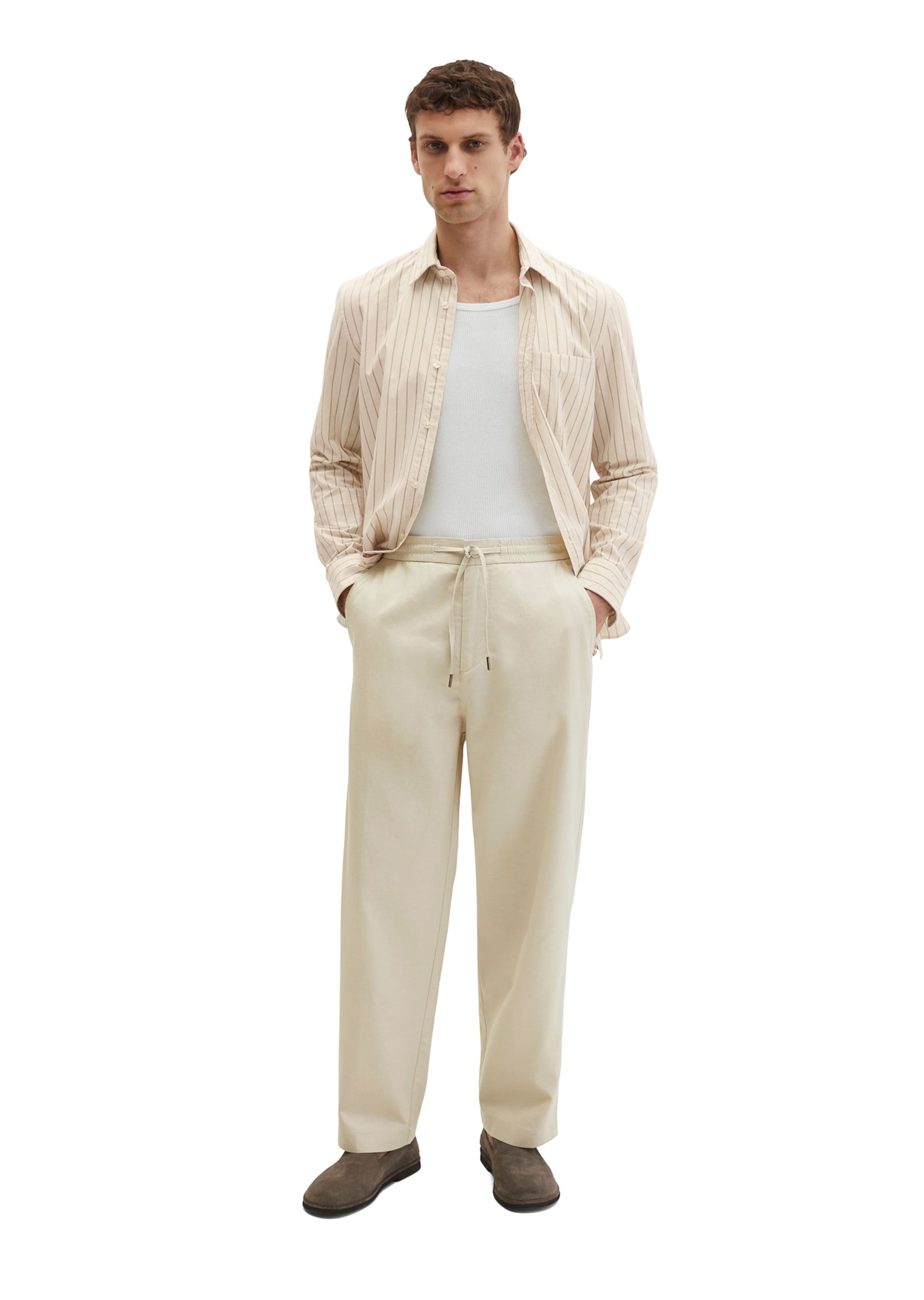 Marc O'Polo Loose fit Chino trousers 'Mossbo' in Beige: front