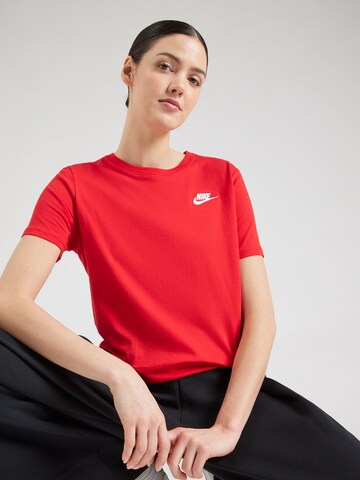 Nike Sportswear Shirt 'Club Essential' in Red: front