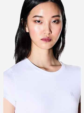 Top 'XW002333 AF16294' di ARMANI EXCHANGE in bianco