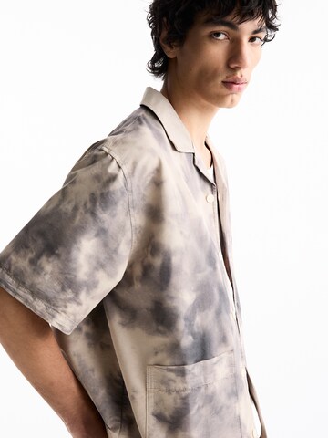 Pull&Bear Comfort fit Button Up Shirt in Beige