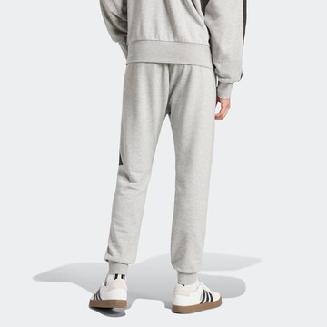 ADIDAS SPORTSWEAR Конический (Tapered) Спортивные штаны в Серый