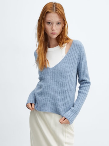 MANGO Sweater 'Bateman' in Blue: front