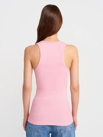 Dilvin - Blusa em rosa