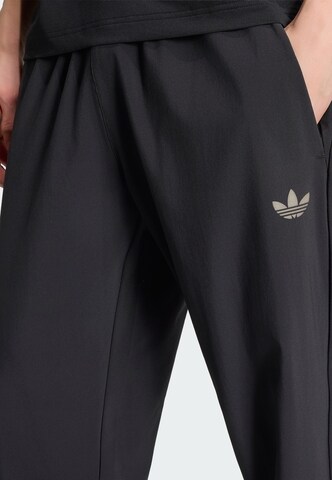 Effilé Pantalon 'Trefoil Essentials' ADIDAS ORIGINALS en noir