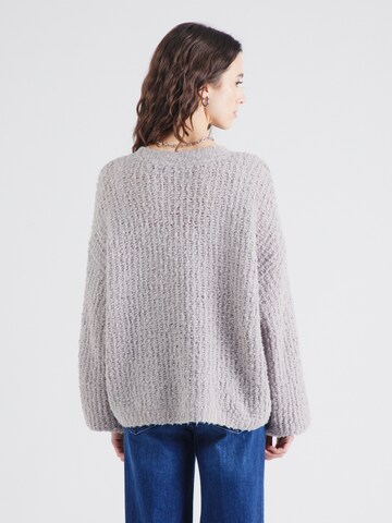 VERO MODA Вязаная кофта 'VMJULIETTE' в Серый
