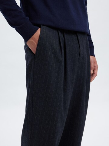 SELECTED Regular Pleat-Front Pants in Blue