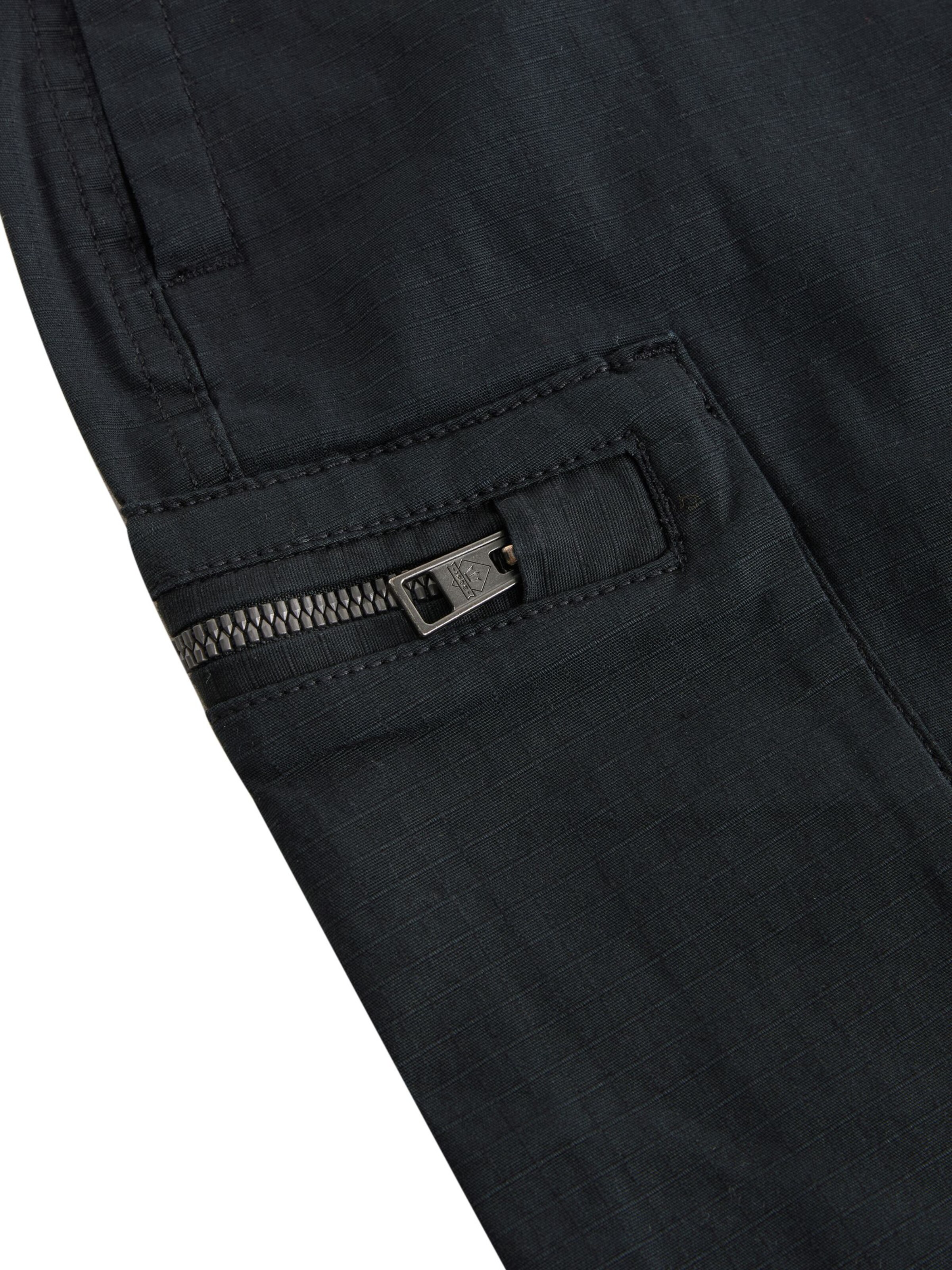 Next Regular Карго панталон в черно