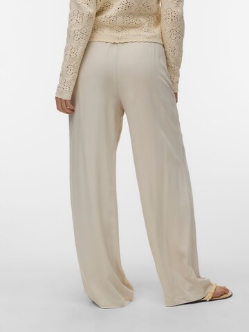 VERO MODA Regular Trousers in Beige