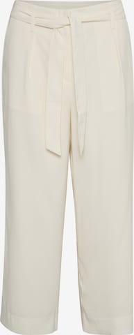 SAINT TROPEZ Regular Pleat-Front Pants 'Andrea' in White: front