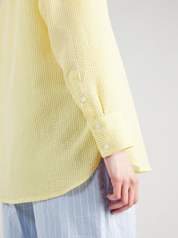 A-VIEW Blouse in Yellow