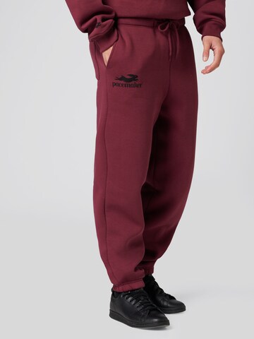 Pacemaker Tapered Broek 'Kenan' in Rood: voorkant