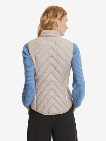 Betty Barclay Vest in Beige