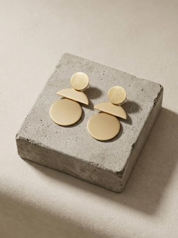 DNSK Copenhagen - Pendientes 'SAGA Waterproof 18K Gold Plated Statement Earring – Brushed Stainless Steel' en oro