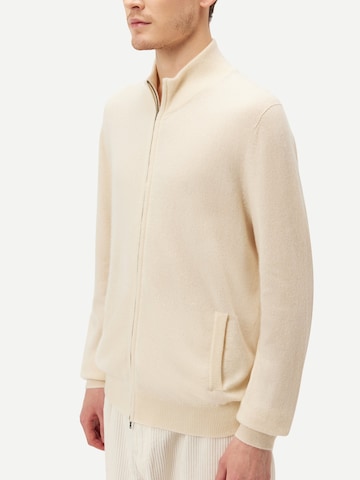 GOBI Cashmere Strickjacke 'Men's Essential Full-Zip Cashmere Cardigan'‌‌‌‌‌‌‌ in Weiß