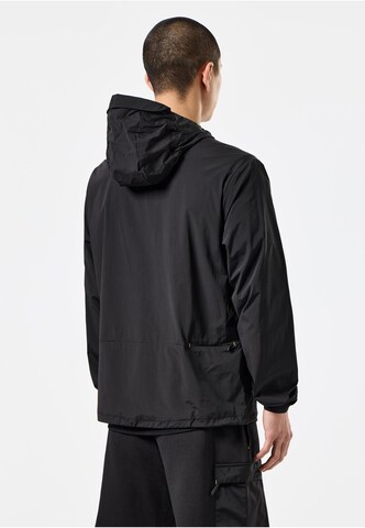Weekend Offender Between-season jacket in Black