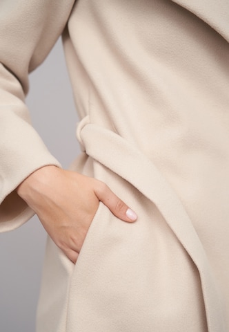 Cloud5ive Between-Seasons Coat in Beige