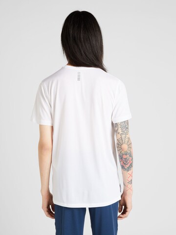 T-Shirt fonctionnel 'Launch' UNDER ARMOUR en blanc