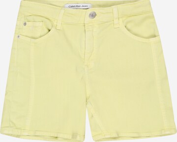 Calvin Klein Jeans Shorts in Gelb: predná strana