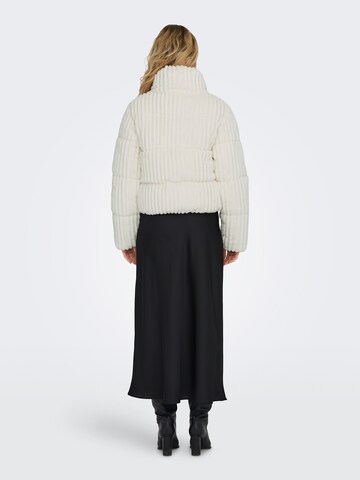ONLY Vinterjakke 'ONLPaulina' i hvid