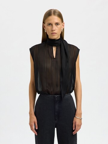 SELECTED Blouse in Black: front