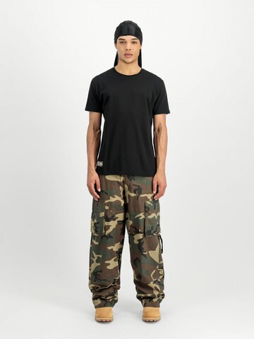 Maglietta di ALPHA INDUSTRIES in nero
