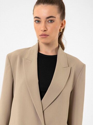 Blazer 'Bianca' di Antioch in beige