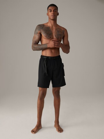 STRELLSON Board Shorts in Black