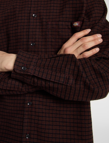 DICKIES Regular Fit Skjorte 'Hendersonville' i grå
