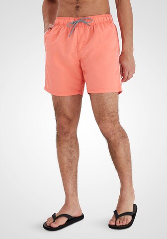BLEND Board Shorts in Orange: front