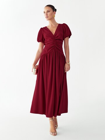 WillaHaljina 'ZURI' - crvena boja