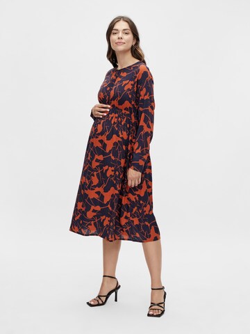 Robe 'Sili' MAMALICIOUS en bleu : devant