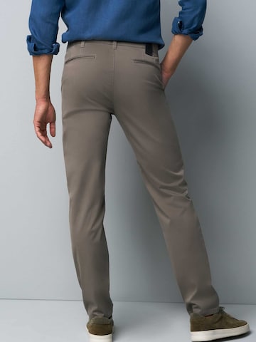 MEYER Regular Chino Pants 'M5' in Brown