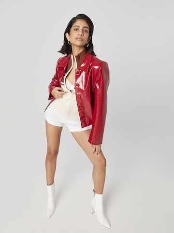 Bella x ABOUT YOU Jacke 'Laura' in Rot