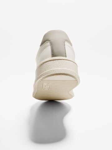 Bershka Platform trainers in White