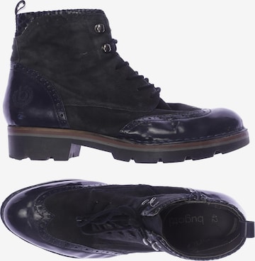 bugatti Stiefelette 42 in Blau: Vorderseite