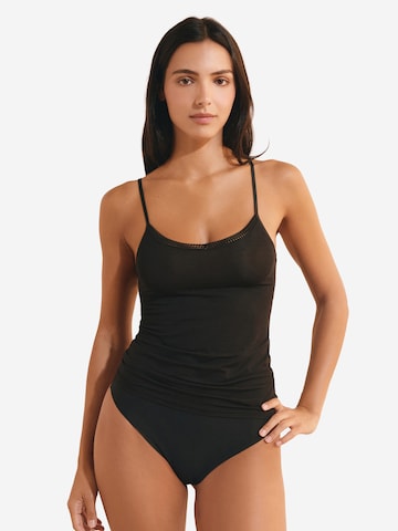 Maglietta intima 'Warme Up' di ETAM in nero: frontale