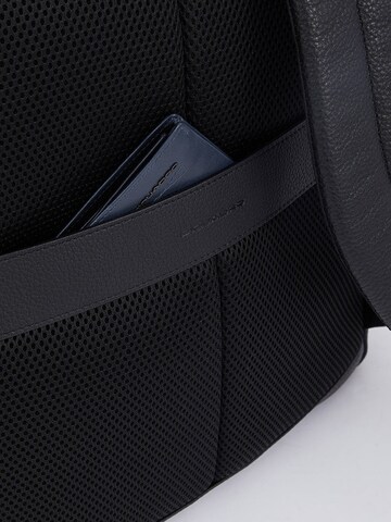 Piquadro Rucksack‌‌‌‌‌‌‌ in Schwarz