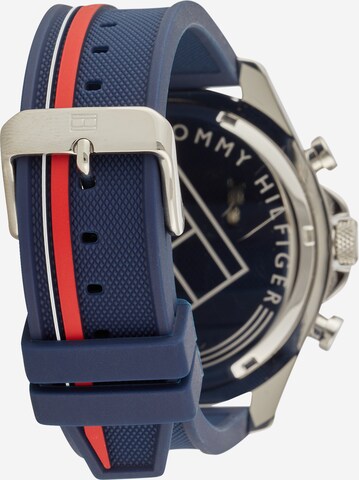 Ceas analogic de la TOMMY HILFIGER pe albastru