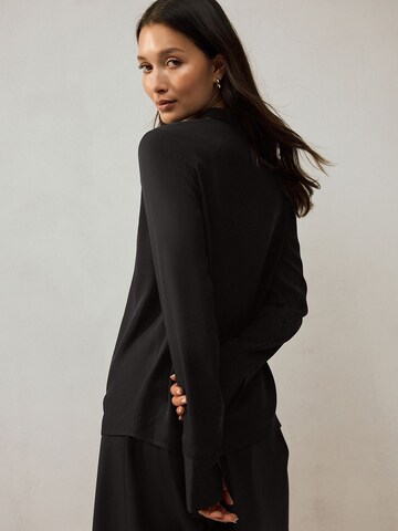 Next Bluse in Schwarz