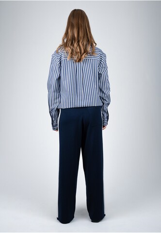 Prohibited - Ajuste confortable Camisa en azul