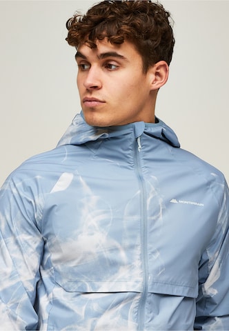 MONTERRAIN Between-Season Jacket 'Transcend Windrunner' in Blue