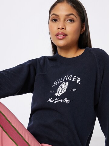 TOMMY HILFIGER Sweater in Blue