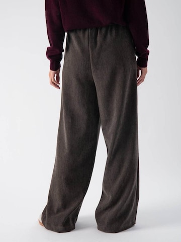 Completo pantalone 'Chenille trousers with drawstring' di MND in grigio
