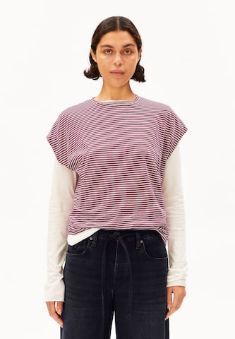 T-shirt ARMEDANGELS en rouge : devant
