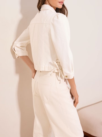 Lipsy Jacke in Weiß