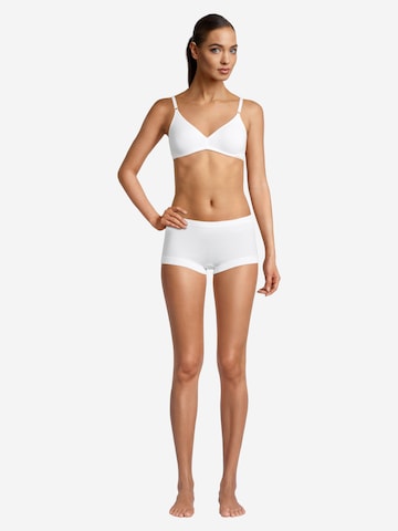 Nina von C. Boyshorts 'Daily' in White