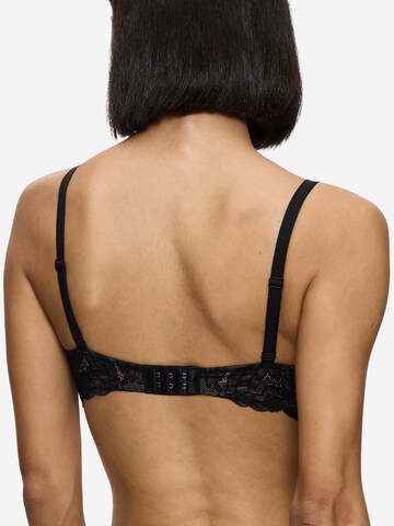 TRIUMPH T-shirt Bra 'Amourette Charm' in Black