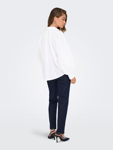 ONLY - Blusa 'ONLRiver' en blanco