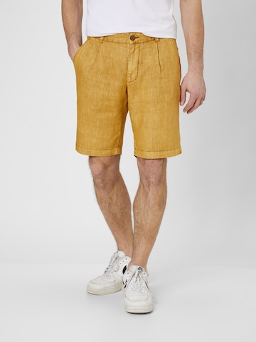 S4 Jackets Regular Chino Pants in Yellow: front