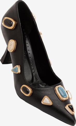 Limoya Pumps 'Rina' in Schwarz: Vorderseite